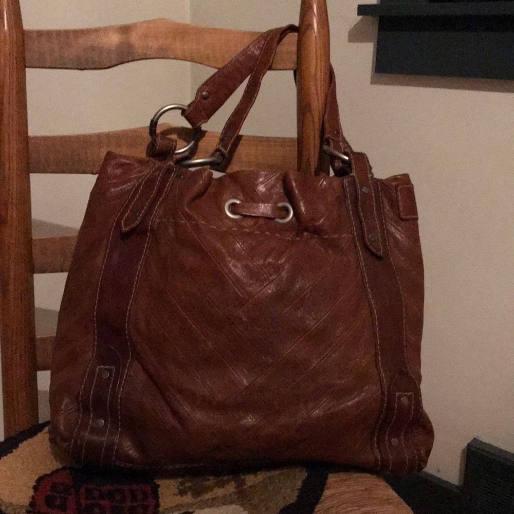 Leather tote